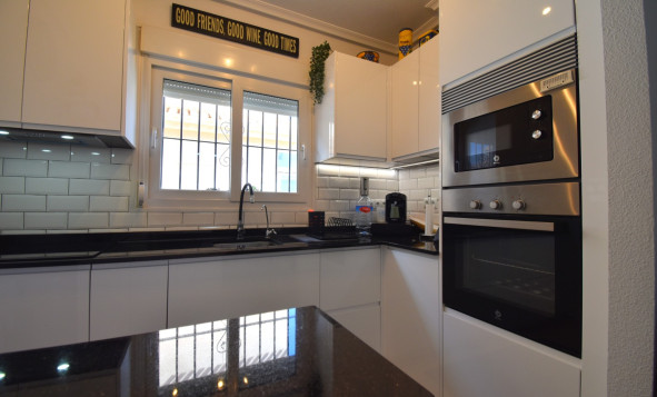 Herverkoop - 4. Halfvrijstaande villa - Orihuela Costa - Costa Blanca Zuid