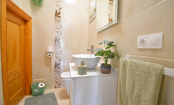 Herverkoop - 4. Halfvrijstaande villa - Orihuela Costa - Costa Blanca Zuid