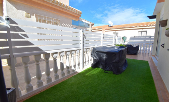 Herverkoop - 4. Halfvrijstaande villa - Orihuela Costa - Costa Blanca Zuid