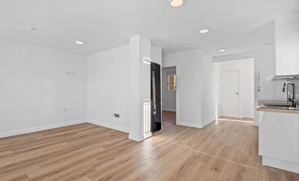 Herverkoop - 4. Halfvrijstaande villa - Benimar - Costa Blanca Zuid