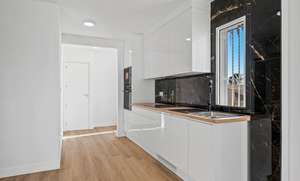 Herverkoop - 4. Halfvrijstaande villa - Benimar - Costa Blanca Zuid