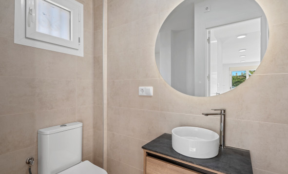 Herverkoop - 4. Halfvrijstaande villa - Benimar - Costa Blanca Zuid