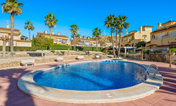 Herverkoop - 4. Halfvrijstaande villa - Benimar - Costa Blanca Zuid