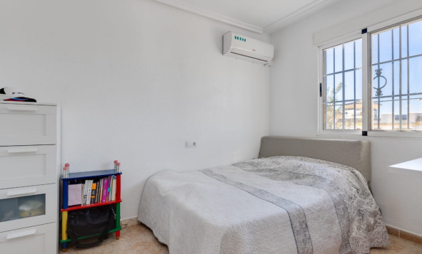 Herverkoop - 2. Town house / tussenwoning - Torrevieja - Costa Blanca Zuid