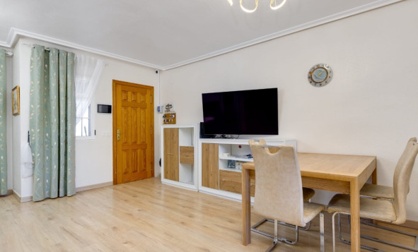 Herverkoop - 2. Town house / tussenwoning - Torrevieja - Costa Blanca Zuid