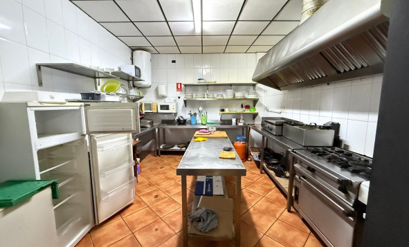 Herverkoop - Commercieel vastgoed - Torrevieja - Costa Blanca Zuid