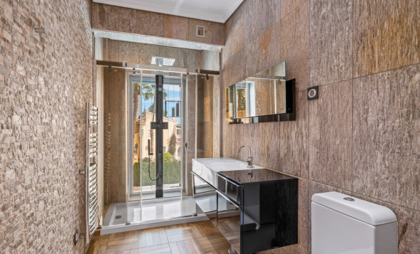 Herverkoop - 3. Vrijstaande villa - Ciudad Quesada - Costa Blanca Zuid