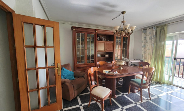 Herverkoop - 1. Appartement / flat - Torrevieja - Costa Blanca Zuid