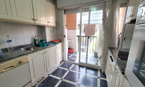 Herverkoop - 1. Appartement / flat - Torrevieja - Costa Blanca Zuid