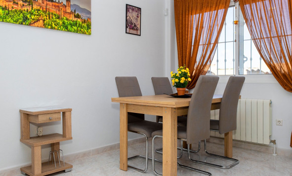 Herverkoop - 3. Vrijstaande villa - Benimar - Rojales Hills