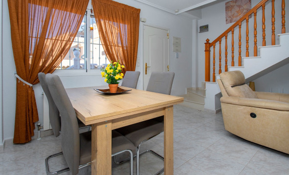 Herverkoop - 3. Vrijstaande villa - Benimar - Rojales Hills