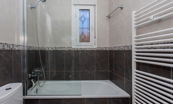 Herverkoop - 3. Vrijstaande villa - Benimar - Rojales Hills