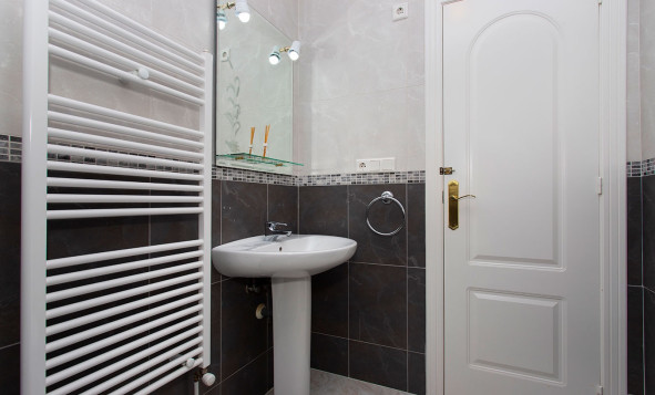 Herverkoop - 3. Vrijstaande villa - Benimar - Rojales Hills