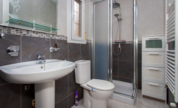 Herverkoop - 3. Vrijstaande villa - Benimar - Rojales Hills