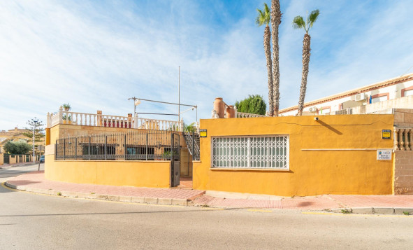 Herverkoop - 3. Vrijstaande villa - Torrevieja - Costa Blanca Zuid