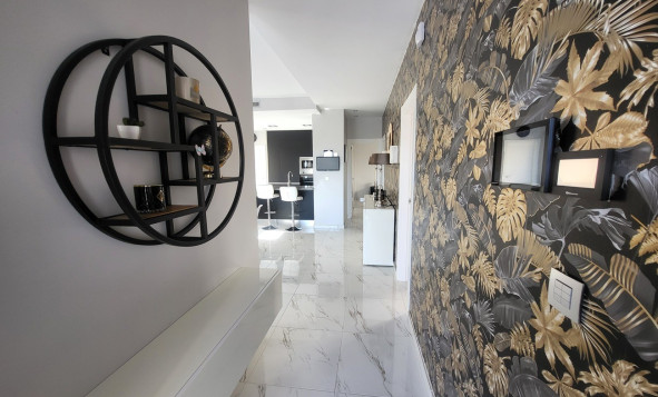 Herverkoop - 3. Vrijstaande villa - Villamartin - Costa Blanca Zuid