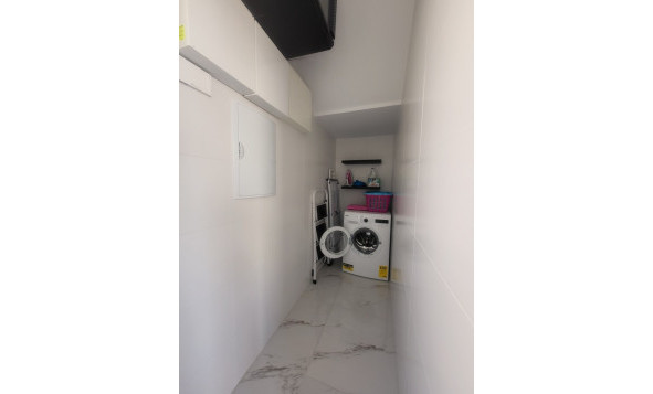 Herverkoop - 3. Vrijstaande villa - Villamartin - Costa Blanca Zuid