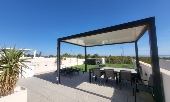 Herverkoop - 3. Vrijstaande villa - Villamartin - Costa Blanca Zuid