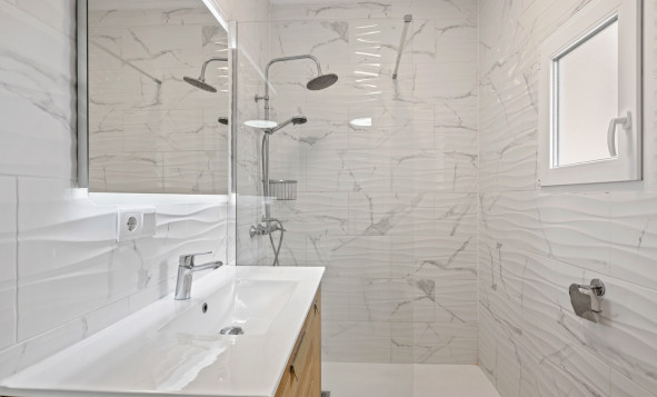 Herverkoop - 3. Vrijstaande villa - Ciudad Quesada - Costa Blanca Zuid