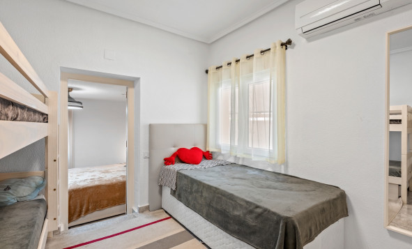 Herverkoop - 3. Vrijstaande villa - Ciudad Quesada - Costa Blanca Zuid