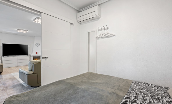 Herverkoop - 3. Vrijstaande villa - Ciudad Quesada - Costa Blanca Zuid