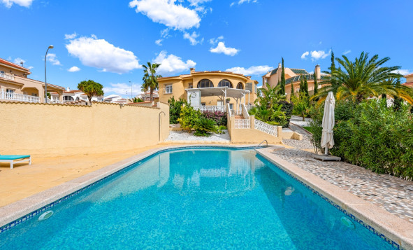 Herverkoop - 3. Vrijstaande villa - Ciudad Quesada - Costa Blanca Zuid