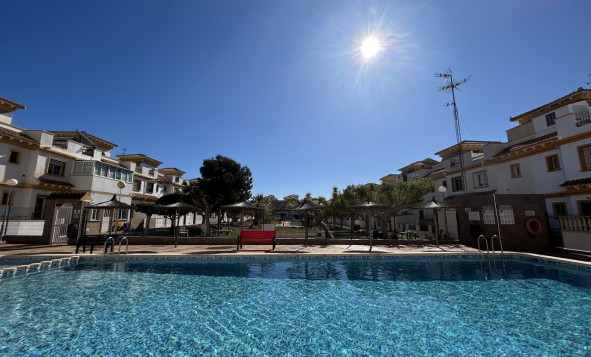 Herverkoop - 2. Town house / tussenwoning - Torrevieja - Costa Blanca Zuid