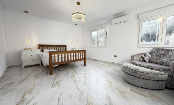 Herverkoop - 3. Vrijstaande villa - Orihuela Costa - Costa Blanca Zuid