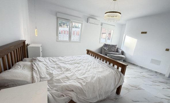 Herverkoop - 3. Vrijstaande villa - Orihuela Costa - Costa Blanca Zuid