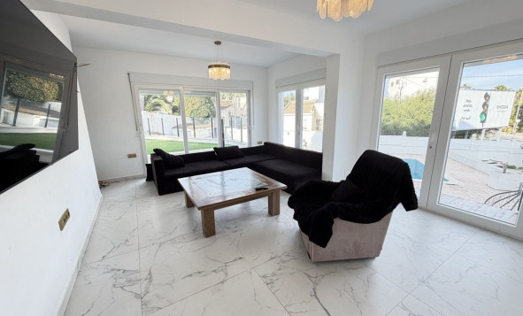 Herverkoop - 3. Vrijstaande villa - Orihuela Costa - Costa Blanca Zuid