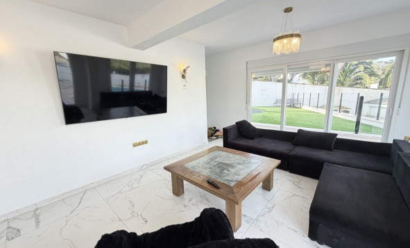 Herverkoop - 3. Vrijstaande villa - Orihuela Costa - Costa Blanca Zuid