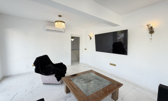 Herverkoop - 3. Vrijstaande villa - Orihuela Costa - Costa Blanca Zuid