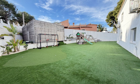 Herverkoop - 3. Vrijstaande villa - Orihuela Costa - Costa Blanca Zuid