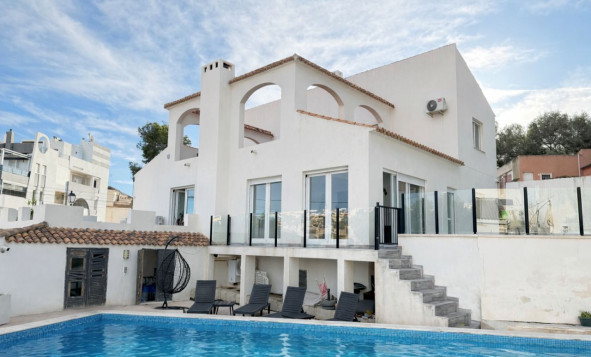 Herverkoop - 3. Vrijstaande villa - Orihuela Costa - Costa Blanca Zuid