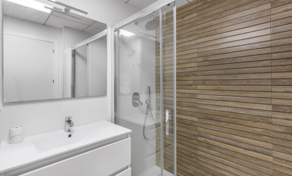 Herverkoop - 1. Appartement / flat - Torrevieja - Costa Blanca Zuid