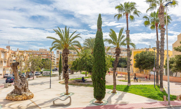 Herverkoop - 1. Appartement / flat - Torrevieja - Costa Blanca Zuid