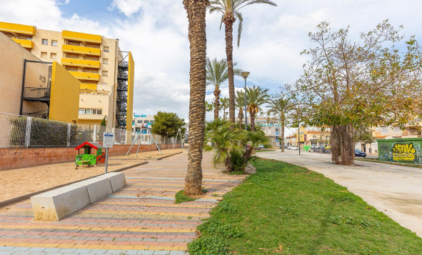 Herverkoop - 1. Appartement / flat - Torrevieja - Costa Blanca Zuid