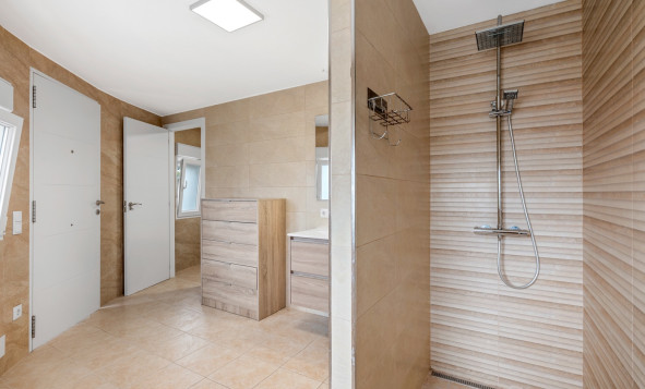 Herverkoop - 3. Vrijstaande villa - Ciudad Quesada - Costa Blanca Zuid