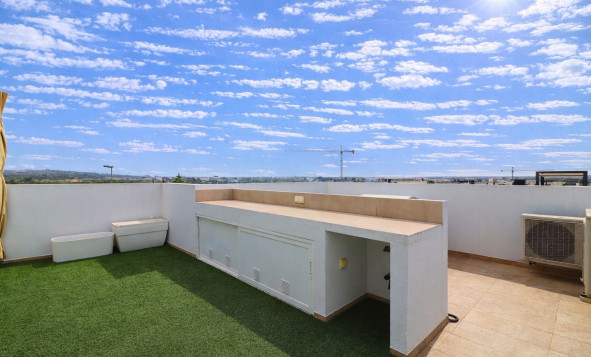 Herverkoop - 3. Vrijstaande villa - Benijófar - Costa Blanca Zuid