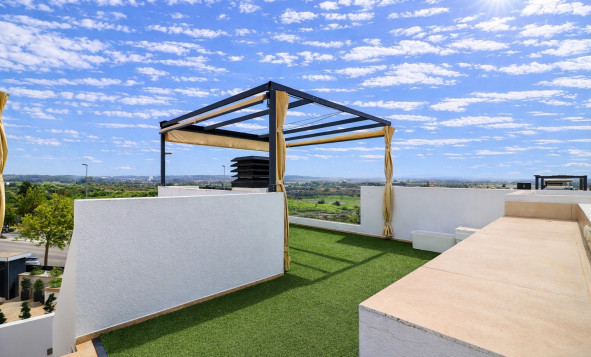 Herverkoop - 3. Vrijstaande villa - Benijófar - Costa Blanca Zuid