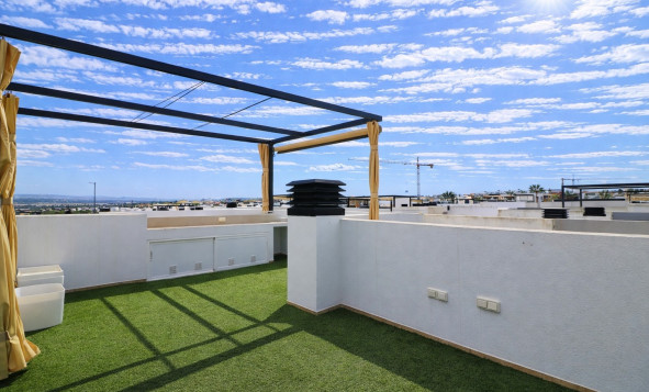 Herverkoop - 3. Vrijstaande villa - Benijófar - Costa Blanca Zuid