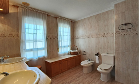 Herverkoop - 3. Vrijstaande villa - La Romana - Costa Blanca Noord