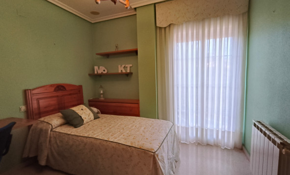 Herverkoop - 3. Vrijstaande villa - La Romana - Costa Blanca Noord