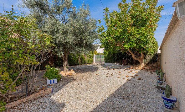 Herverkoop - 3. Vrijstaande villa - Torrevieja - El chaparral