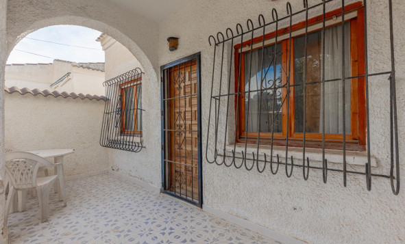 Herverkoop - 3. Vrijstaande villa - Torrevieja - El chaparral