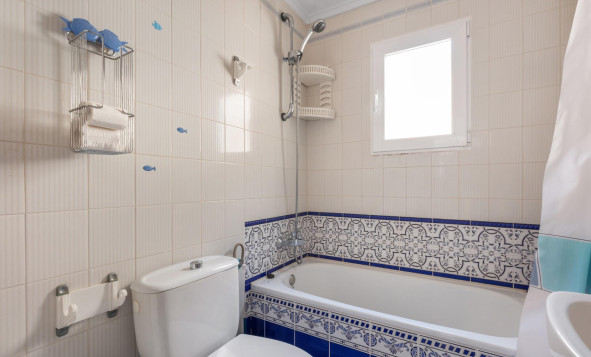 Herverkoop - 3. Vrijstaande villa - Torrevieja - El chaparral