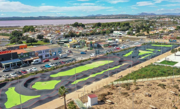 Herverkoop - 3. Vrijstaande villa - Torrevieja - El chaparral