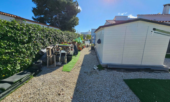 Herverkoop - 3. Vrijstaande villa - La Marina - La Marina - Urbanization