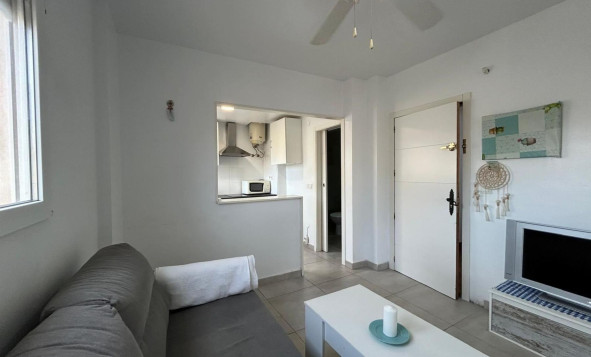 Herverkoop - Estudio - Torrevieja - PLAYA NAUFRAGOS