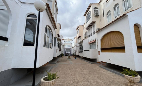 Herverkoop - Estudio - Torrevieja - PLAYA NAUFRAGOS